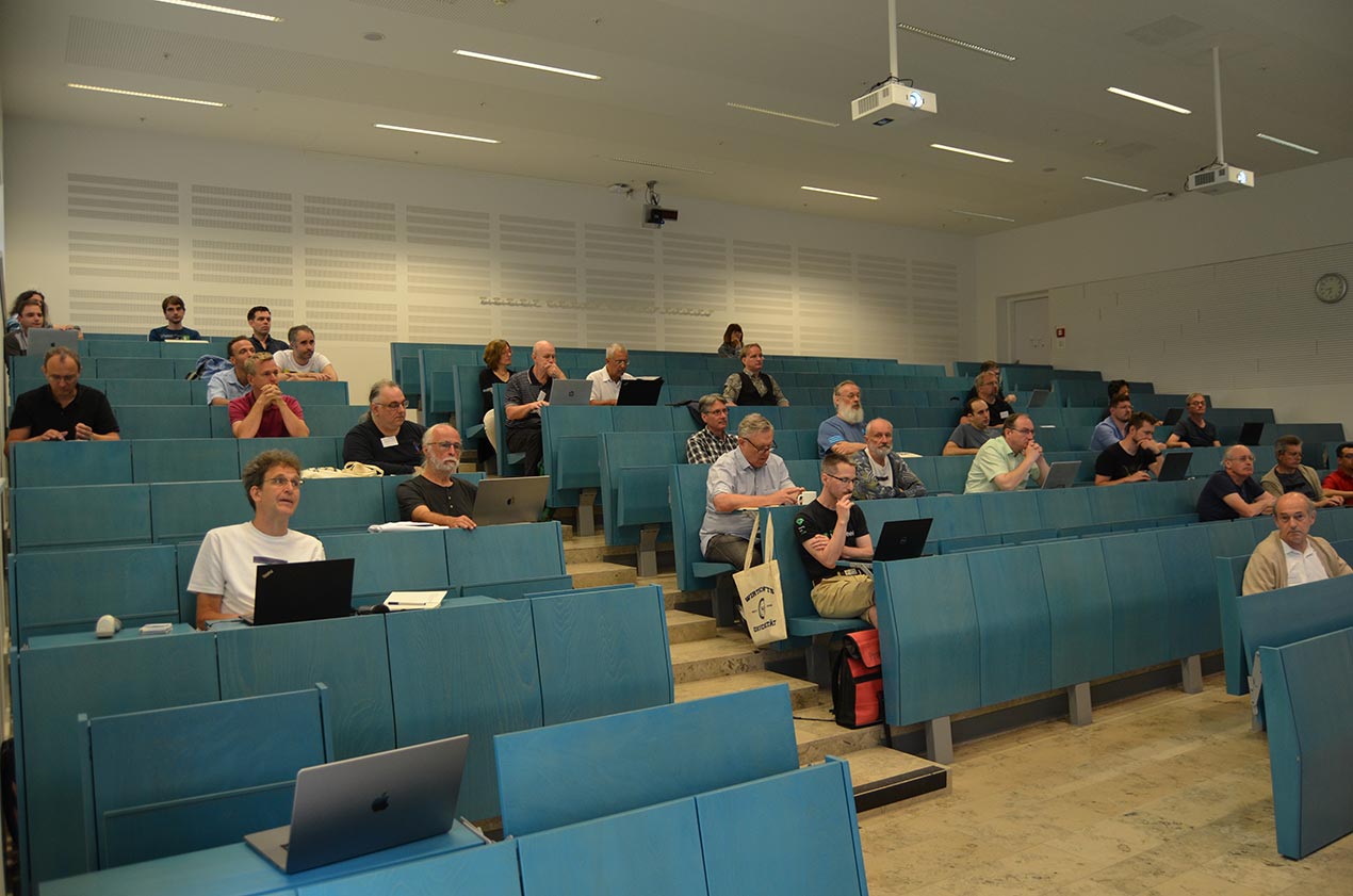 72_Audience_02.jpg